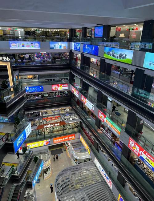 “深圳最赚钱的百货”华强北茂业 转型SHOPPING MAL