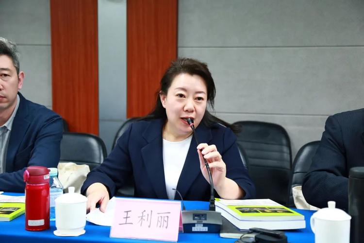 乾坤袋社区金融实践_什么是互联网金融企业_互联网金融垂直细分领域