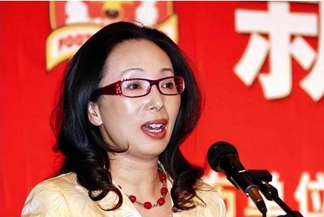 戴秀丽的故事_戴秀丽如何成为女首富_戴秀丽和宫磊