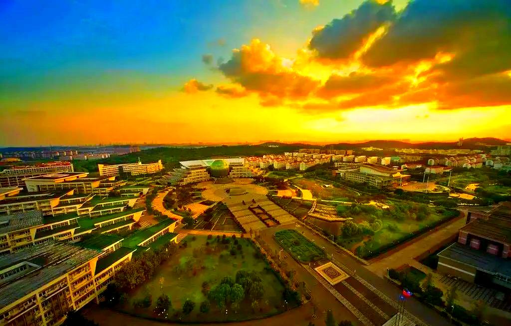 南京财经大学2025招生人数_南京财经大学优势专业_南京财经大学中外合作办学项目