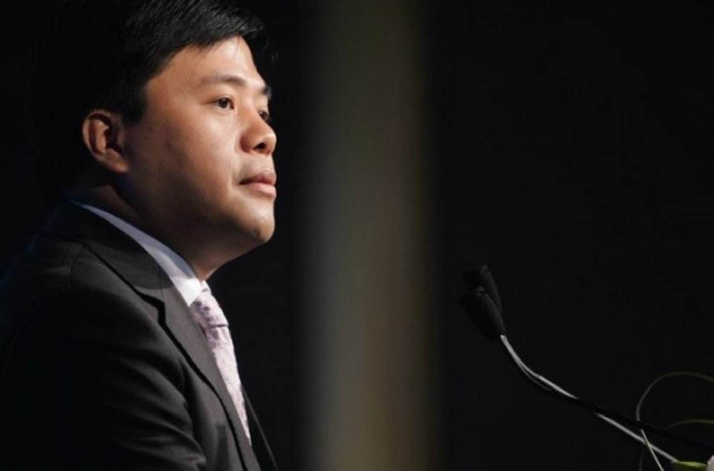 陈天桥 传奇游戏 争议人生_陈天桥妻子雒芊芊引关注