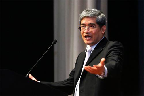 咸郎平楼市将步入新常态_郎咸平 银行危机 房地产调整